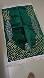 Load image into Gallery viewer, Premium Velvet Prayer Mat With Detailing