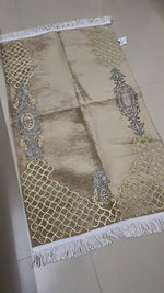 Load image into Gallery viewer, Premium Velvet Prayer Mat With Detailing