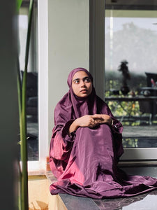 البرقوق Plum Luxe Solid Prayer Dress