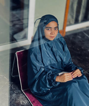 السماوات : Dark Sky Luxe Solid Prayer Dress