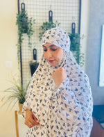 Load image into Gallery viewer, Hubb Floral Prayer Dress
