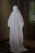 Load image into Gallery viewer, Zuhuur Timeless Cotton Prayer Dress

