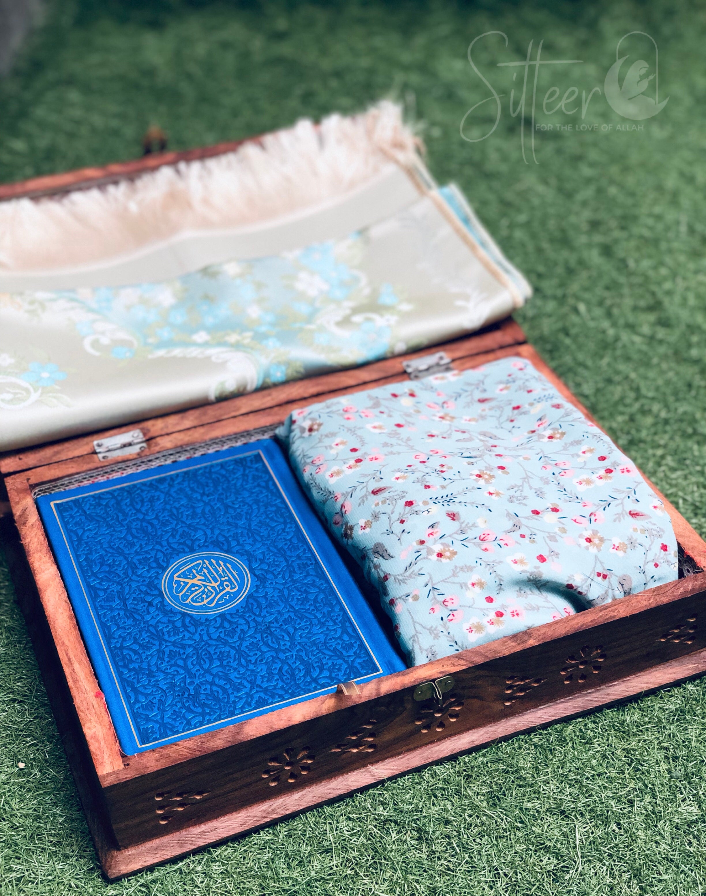 Traditional Wooden Gifting Box