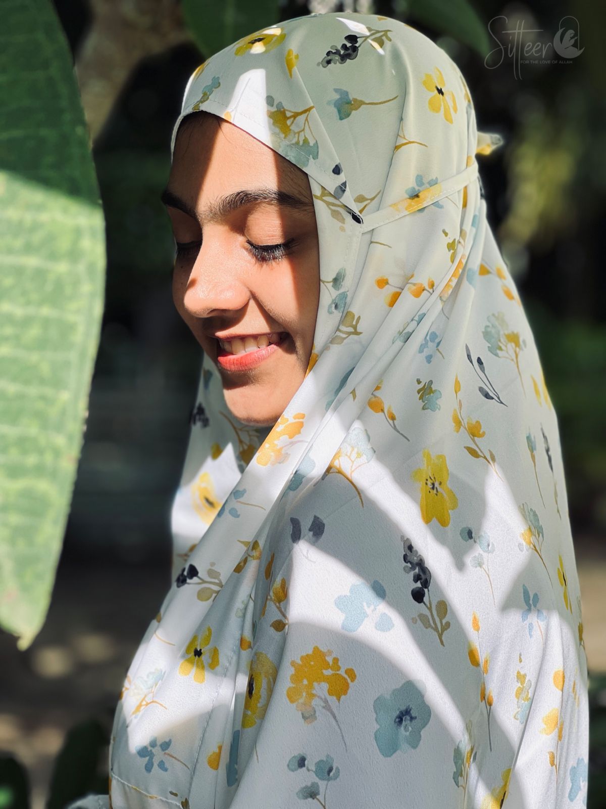 Yella Salah Florals Prayer Dress