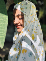 Load image into Gallery viewer, Yella Salah Florals Prayer Dress
