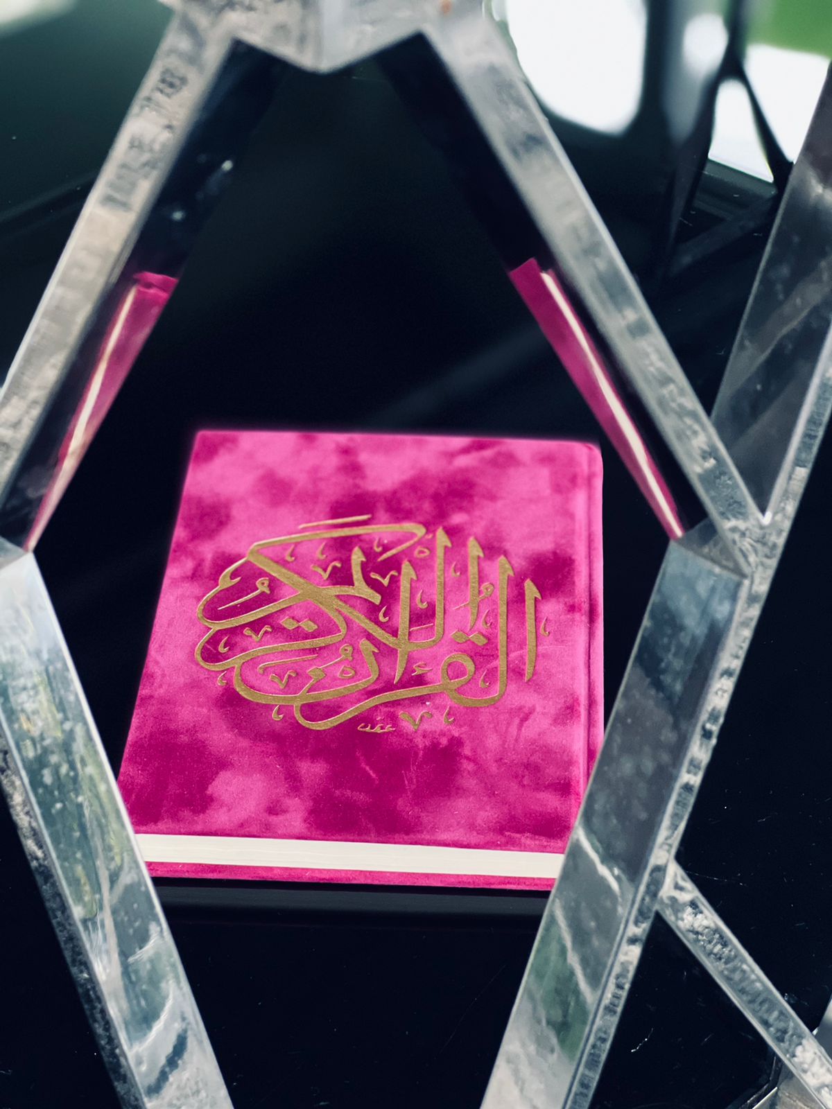 Magenda Velvet Quran