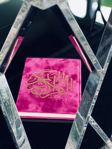 Magenda Velvet Quran