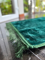 Load image into Gallery viewer, Velvet Foam Prayer Mat - Green
